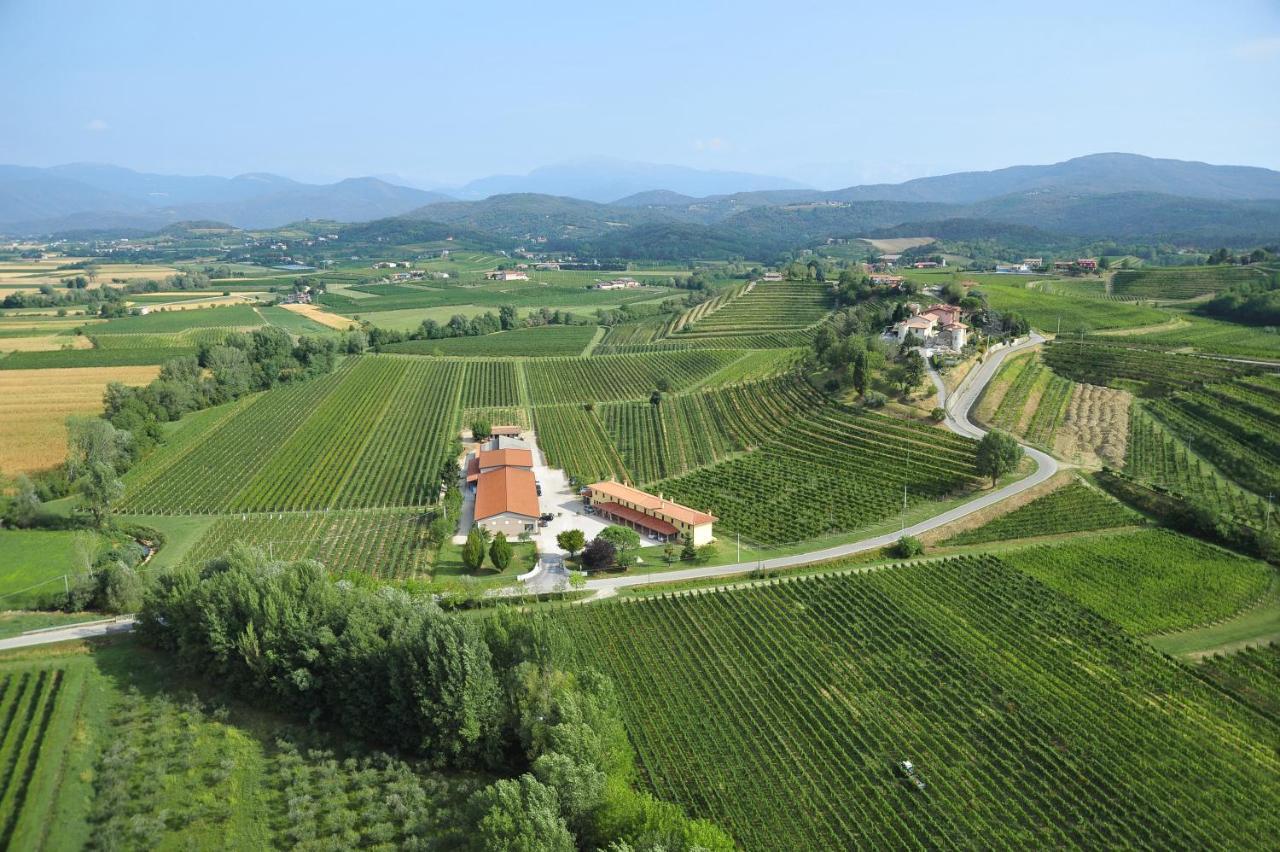 Alloggio Agrituristico Corte San Biagio Corno di Rosazzo Buitenkant foto